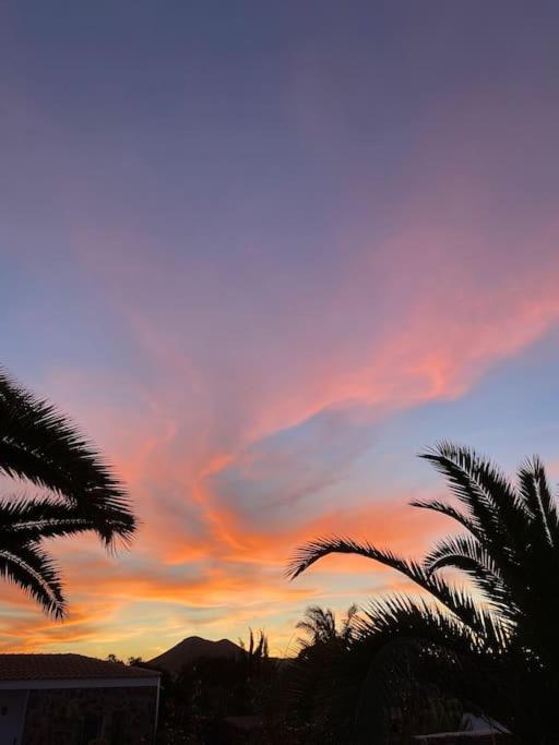 Orange House, Surf&Yoga Lajares Βίλα Εξωτερικό φωτογραφία