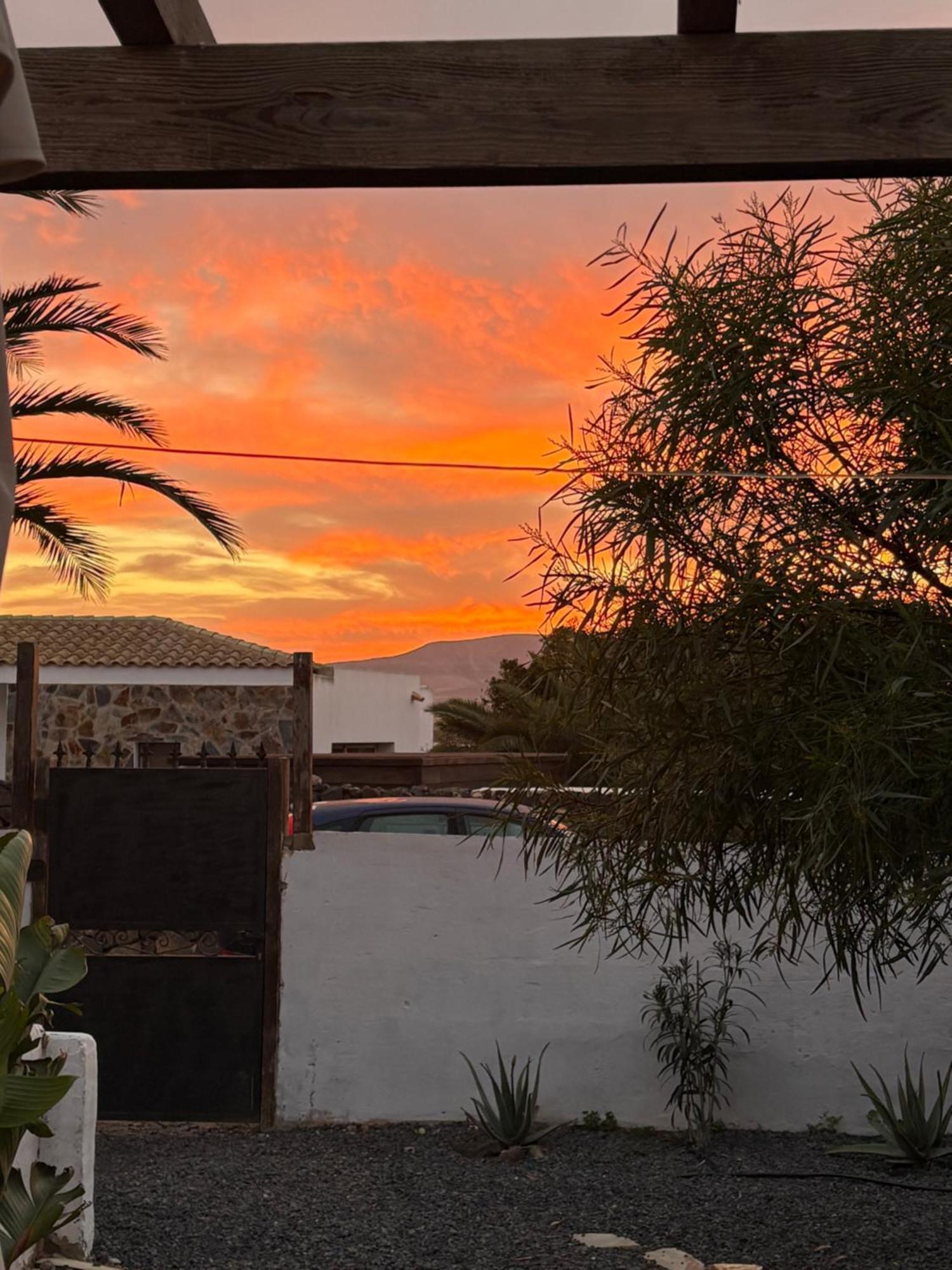 Orange House, Surf&Yoga Lajares Βίλα Εξωτερικό φωτογραφία